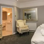 Clarence House Casa vacanze *
