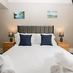 Clarence House Casa vacanze *