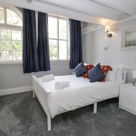 Clarence House Feriehus