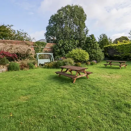 Clarence House Feriehus *