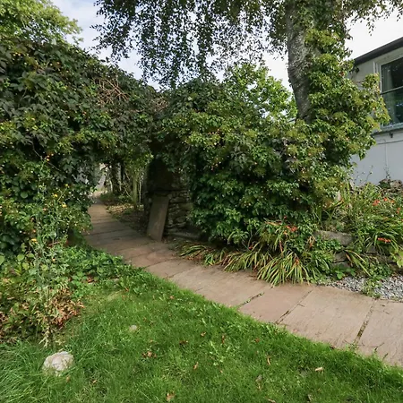 Clarence House Nyaraló Dalton in Furness