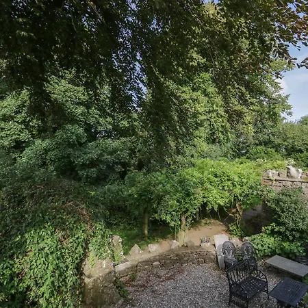 Clarence House Feriehus *