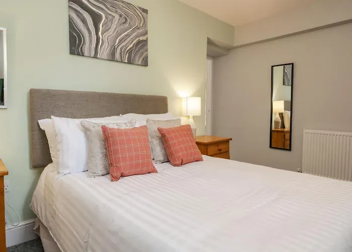 Clarence House 多尔顿因弗内斯